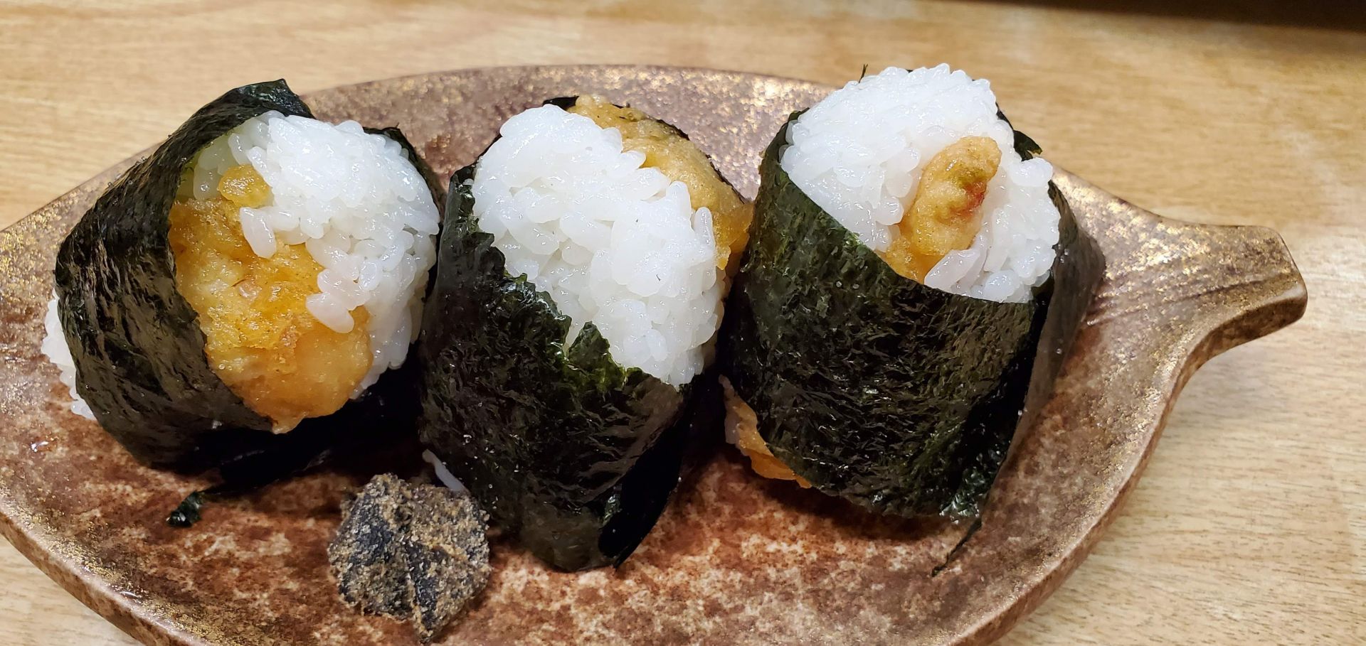 横浜の隠れ家寿司店で味わう絶品海の幸の旅